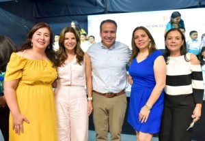 ACOMPAÑAN TOÑO ASTIAZARÁN 2