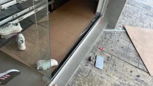 continúan los saqueos