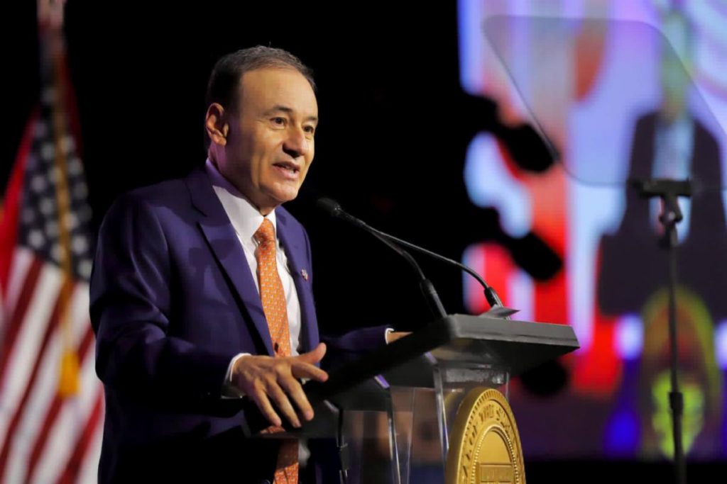 3F0FC4F8-A280-495B-8967-DF754500CAB3