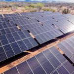 SUPERVISA TOÑO ASTIAZARÁN OPERACIÓN DE 3 MIL PANELES SOLARES PARA EFICIENTAR SUMINISTRO DE AGUA EN LOS HOGARES